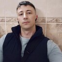 Знакомства: Руслан, 40 лет, Псков