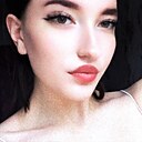 Знакомства: Ульяна, 19 лет, Гиагинская