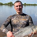 Знакомства: Илья, 24 года, Благовещенск