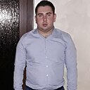 Знакомства: Alexutzu, 32 года, Satu Mare