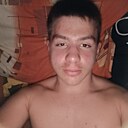 Знакомства: Решат, 19 лет, Симферополь