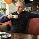 Знакомства: Максим, 31 год, Архангельск