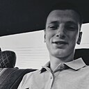 Знакомства: Илья, 23 года, Комсомольск-на-Амуре