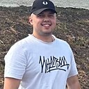 Знакомства: Евгений, 26 лет, Геническ