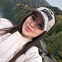 Знакомства: Алина, 22 года, Благовещенск