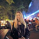 Знакомства: Ульяна, 23 года, Каменск-Шахтинский