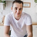 Знакомства: Гена, 30 лет, Кишинев