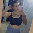 Знакомства: Каролина, 29 лет, Новороссийск