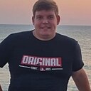 Знакомства: Артём, 33 года, Симферополь