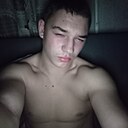 Знакомства: Дима, 25 лет, Энгельс