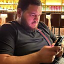 Знакомства: Валер, 25 лет, Адлер