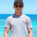 Знакомства: Олег, 36 лет, Звенигород