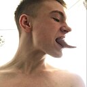 Знакомства: Артём, 21 год, Орел