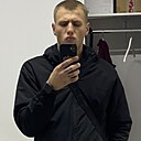 Знакомства: Денис, 25 лет, Луганск