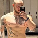 Знакомства: Юрий, 23 года, Волжский