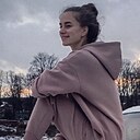 Знакомства: Каролина, 23 года, Владимир