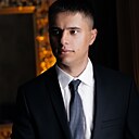 Знакомства: Максим, 34 года, Симферополь