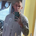 Знакомства: Артём, 21 год, Макеевка