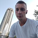 Знакомства: Максим, 26 лет, Павлодар