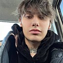 Знакомства: Vladislav, 22 года, Артем