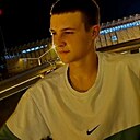 Знакомства: Данил, 21 год, Ейск