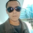 Знакомства: Виктор, 38 лет, Братск