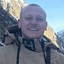 Знакомства: Белый, 36 лет, Бишкек