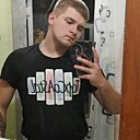 Знакомства: Дима, 18 лет, Калинковичи