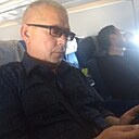 Знакомства: Олег, 55 лет, Магадан