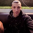 Знакомства: Рома, 33 года, Снежное