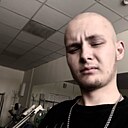 Знакомства: Кирилл, 20 лет, Великий Новгород