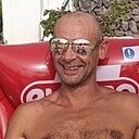 Знакомства: Александр, 24 года, Молодечно