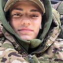 Знакомства: Алексей, 22 года, Алчевск