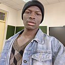 Знакомства: John, 23 года, Майкоп