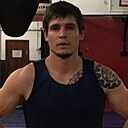 Знакомства: Дмитрук, 28 лет, Нижнекамск