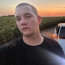 Знакомства: Артемий, 23 года, Новочеркасск