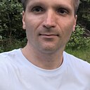 Знакомства: Виталик, 40 лет, Гатчина