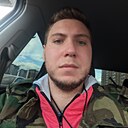 Знакомства: Евгений, 24 года, Тюмень