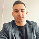 Знакомства: Виталий, 26 лет, Тольятти