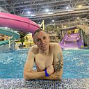 Знакомства: Иван, 39 лет, Луга