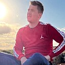 Знакомства: Олег, 27 лет, Губкинский