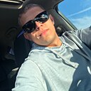 Знакомства: Олег, 34 года, Горький