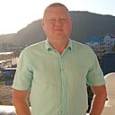 Знакомства: Анатолий, 24 года, Магадан