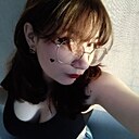 Знакомства: Кристина, 19 лет, Новосибирск