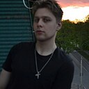 Знакомства: Антон, 25 лет, Великий Новгород