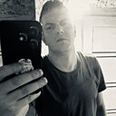 Знакомства: Артем, 34 года, Гусев