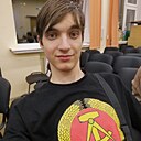 Знакомства: Боря, 19 лет, Москва