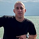 Знакомства: Denis, 23 года, Азов