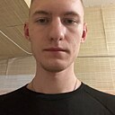 Знакомства: Лев, 23 года, Железногорск