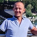 Знакомства: Артём, 41 год, Ессентуки